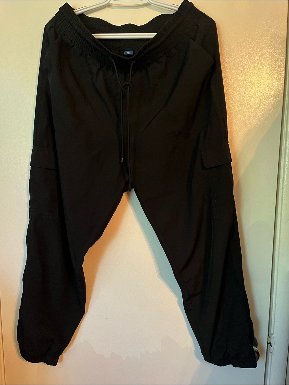 Black Women's Cargo Jogger Pants with Elastic Waist